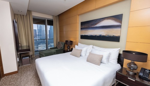 Comfortable One-Bedroom Apartment (Dubai Mall)