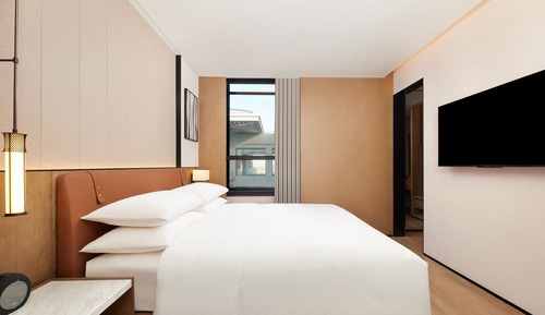 Premium Suite, 1 King Bed