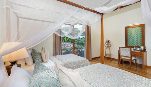 Deluxe Suite, Patio, Garden View