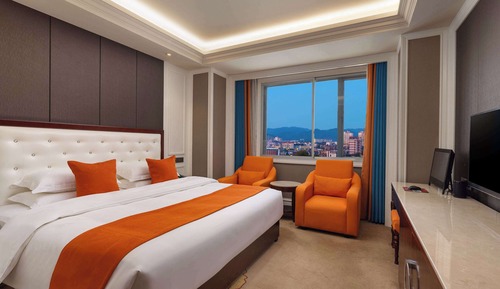 Suite, 1 King Bed, Non Smoking