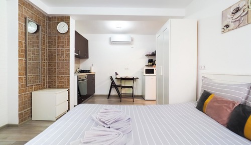 Standard Studio, 1 Double Bed, Non Smoking, Patio