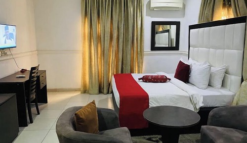 Deluxe Room, Balcony, City View