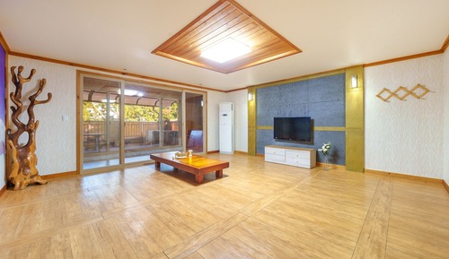 Basic Room, 2 Bedrooms (Room 402, Building A (Ocean View))