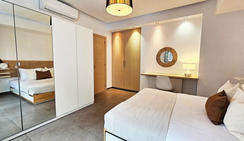 Luxury Apartment, Sea View