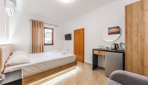 Standard Room, Garden View