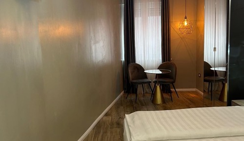 Luxury Triple Room, City View