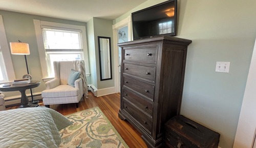 Premier Room