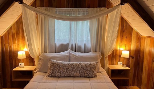 Comfort Chalet, 2 Bedrooms, Non Smoking, Mountain View