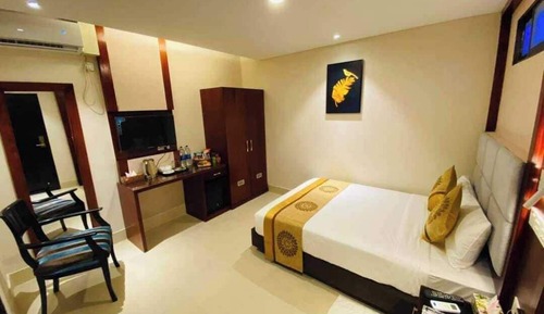 Deluxe Room, City View