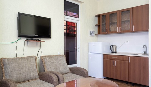 Standard Triple Room, Balcony, Garden View