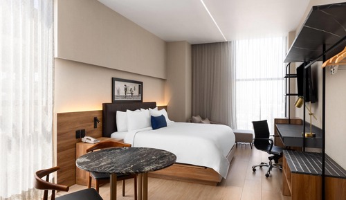 Suite, 1 King Bed, Non Smoking