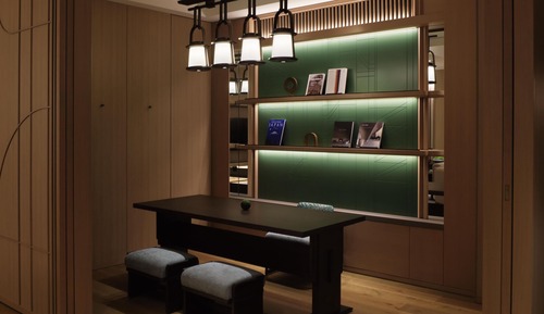 Astoria Penthouse