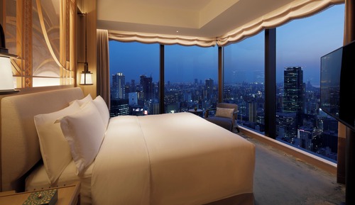 King Corner Suite  