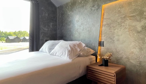 Family Cabin, 2 Queen Beds