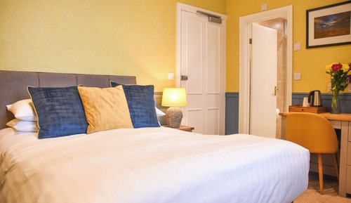 Classic Double Room