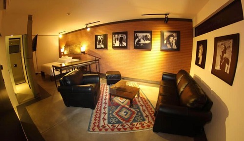 Executive Studio Suite