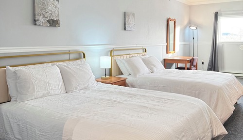 Basic Room, 2 Queen Beds