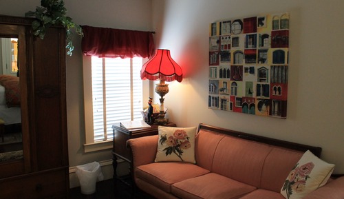 Suite, 1 King Bed, Private Bathroom (Old Savannah)