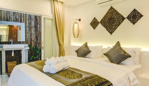 Executive Suite, Private Pool
