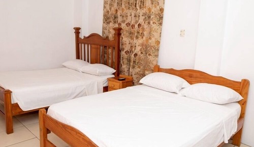 Traditional Studio, 2 Double Beds, Non Smoking, Air conditioning