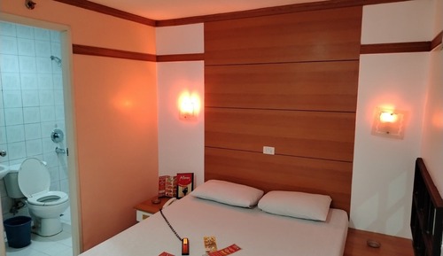 Deluxe Room, 1 Queen Bed