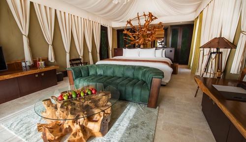 Reem Presidential Pool Villa