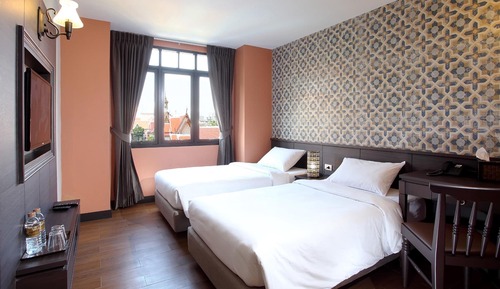 Premier Twin Room
