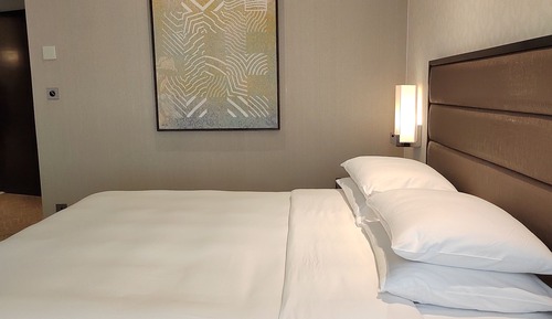 Regency, Suite, 1 King Bed