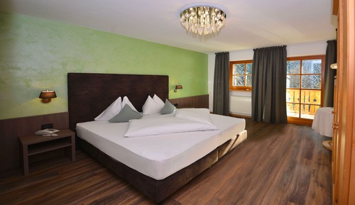 Classic Double Room