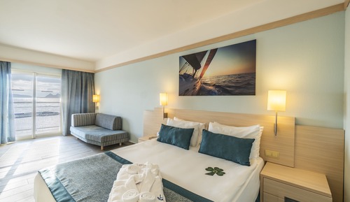 Standard Room, Pool View