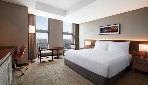 Deluxe Room, Corner (Family)