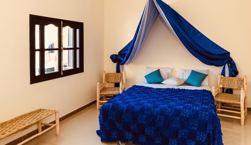 Double Room (Bleu N°5)