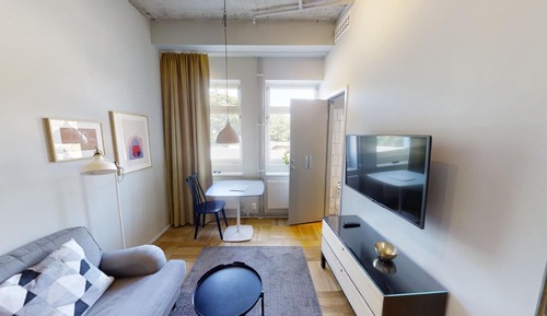 Single Studio