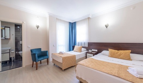 Deluxe Twin Room, 1 Bedroom, Non Smoking, Pool View