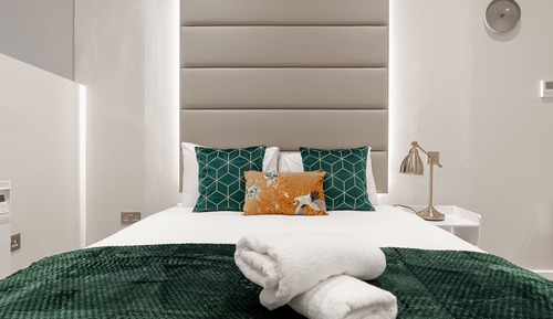 Standard Studio, Ensuite, City View