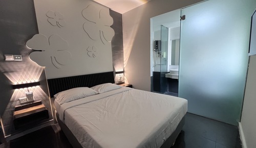 Standard Double Room, 1 Queen Bed