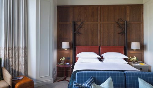 Junior Room, 1 King Bed, Sea View