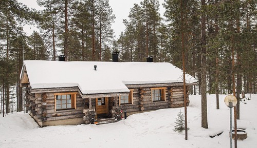 Basic Cottage, Lake View