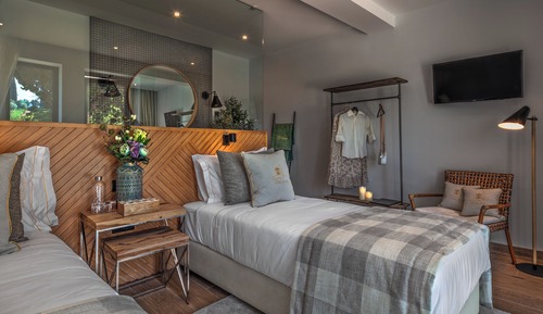 Standard Double Room, Vineyard View (Quarto 2)