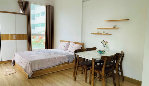 Superior Studio, 1 Queen Bed, Kitchen, City View