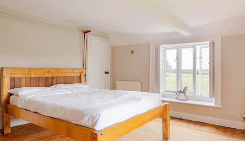 Traditional Suite, Private Bathroom
