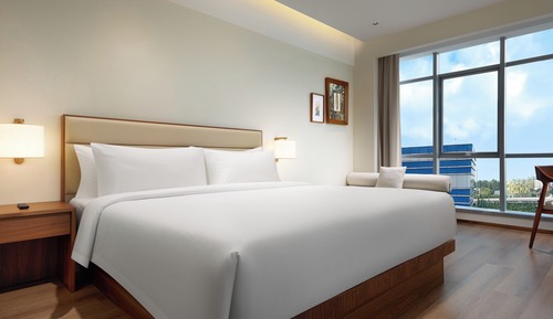 Grand Room, 1 King Bed