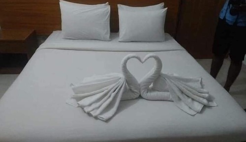 Deluxe Suite, City View