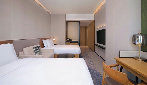 Double Room, 2 Twin Beds, City View