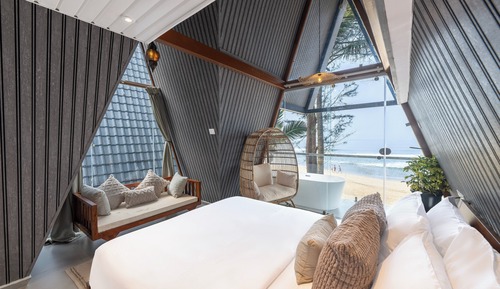 Romance Rooftop Seafront With Bathtub