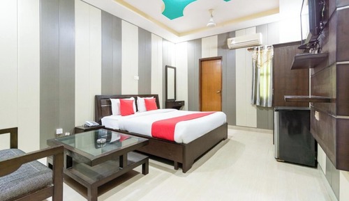 Deluxe Room, City View