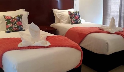 Standard Twin Room