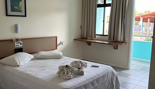 Triple Room (Com Varanda)