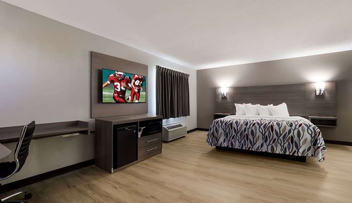 Suite, 1 King Bed, Non Smoking