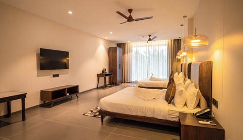 Luxury Suite, Balcony, City View